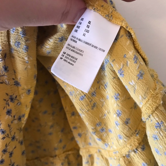 AE Yellow and blue shirt w/criss cross back Size XL - Picture 6 of 7